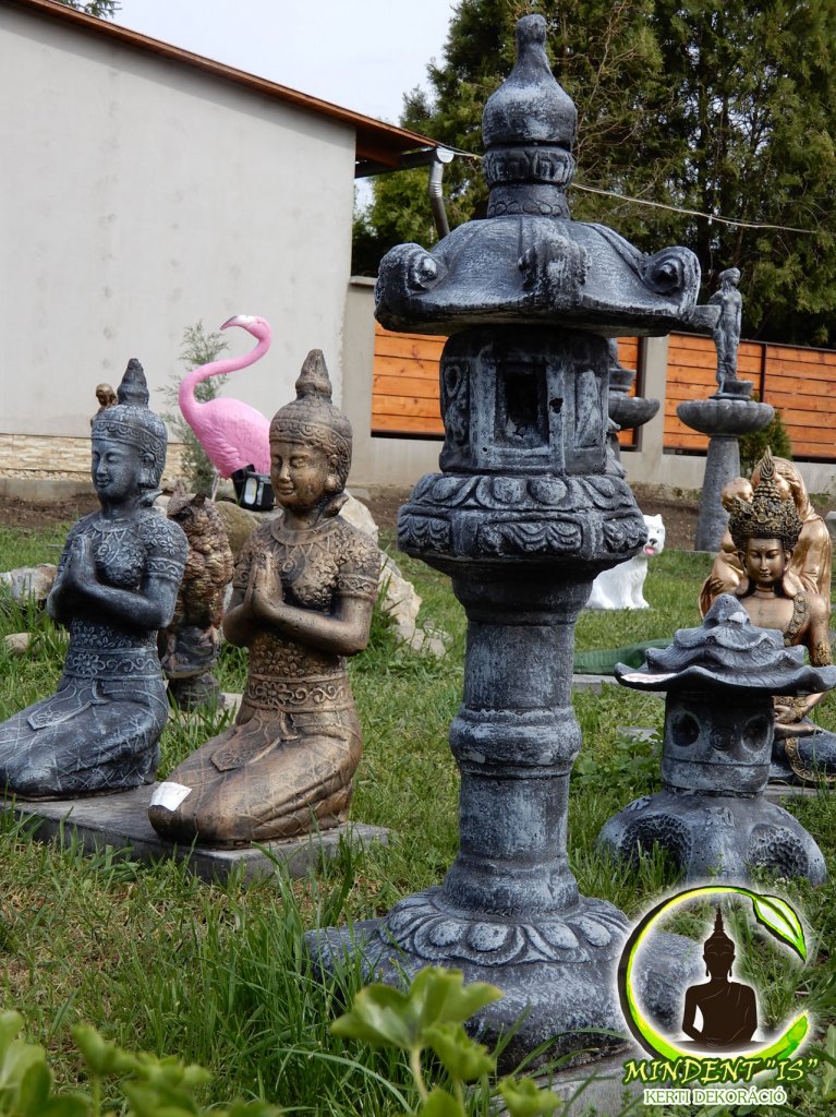 Mindent 'Is' kerti dekoráció 63